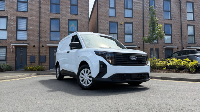 Ford Transit Courier Diesel 1.5 EcoBlue Trend Van - Image 31